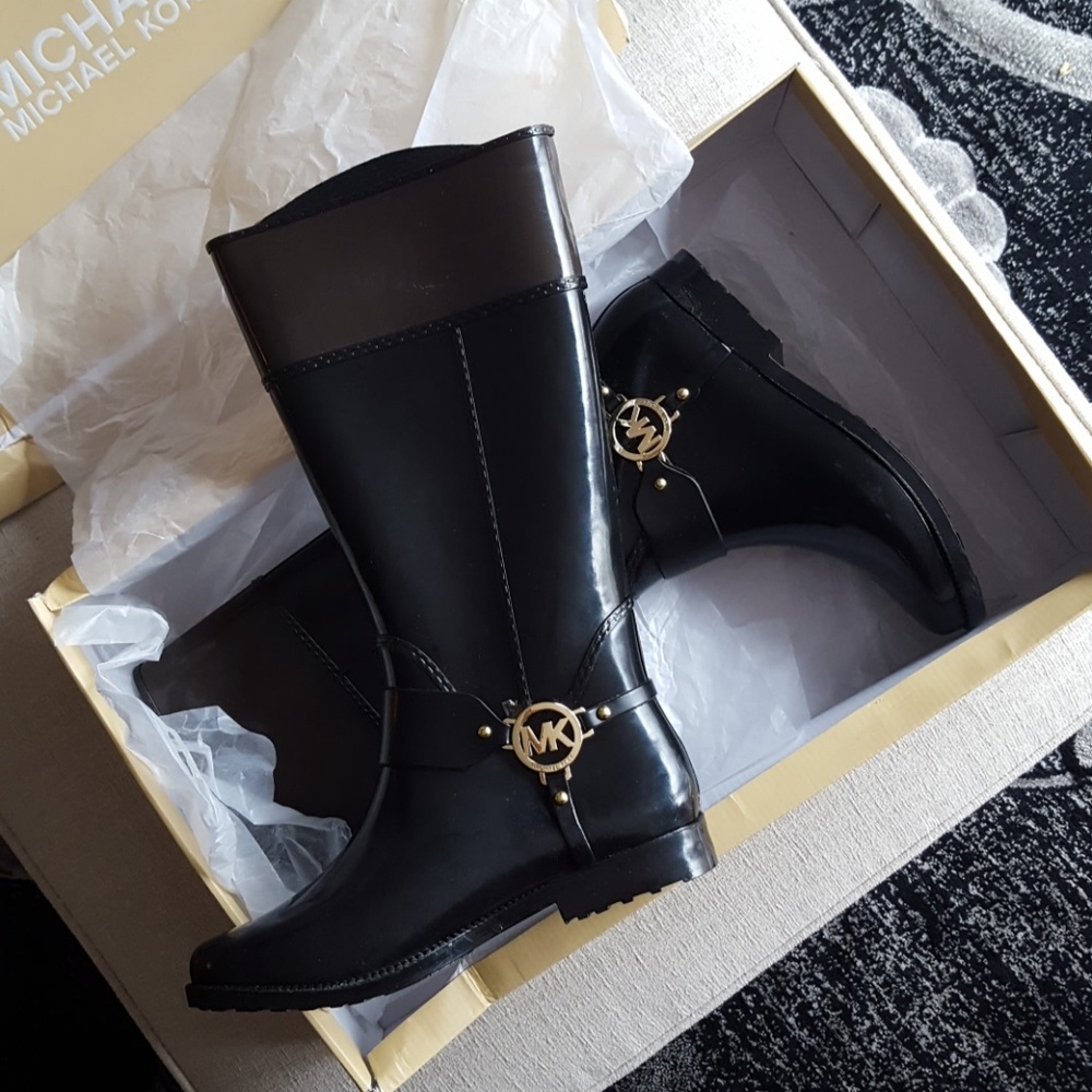 Brand New Fulton Harness Tall Rainboot